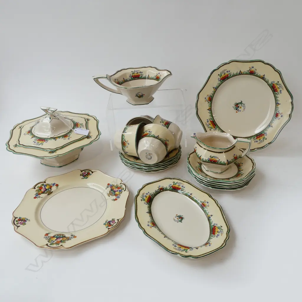 ASST. ROYAL IVORY 'MINERVA' PATTERN DINNER/TEA CHINA Image 1++