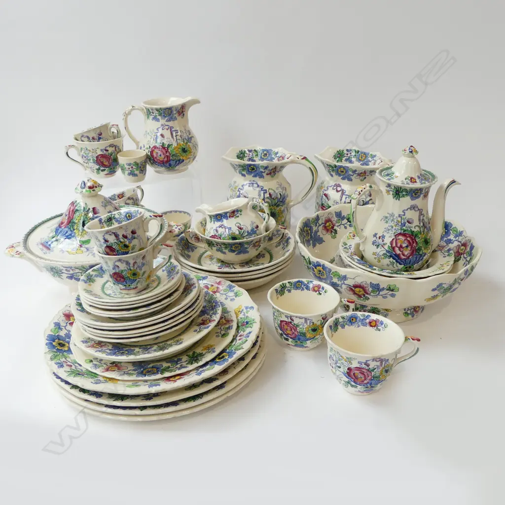 MASONS IRONSTONE 'STRATHMORE' PART DINNER SERVICE SET Image 1++