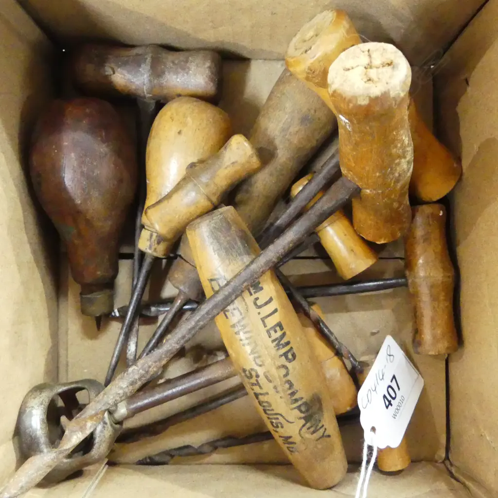   VINTAGE HAND AUGERS Image 1++