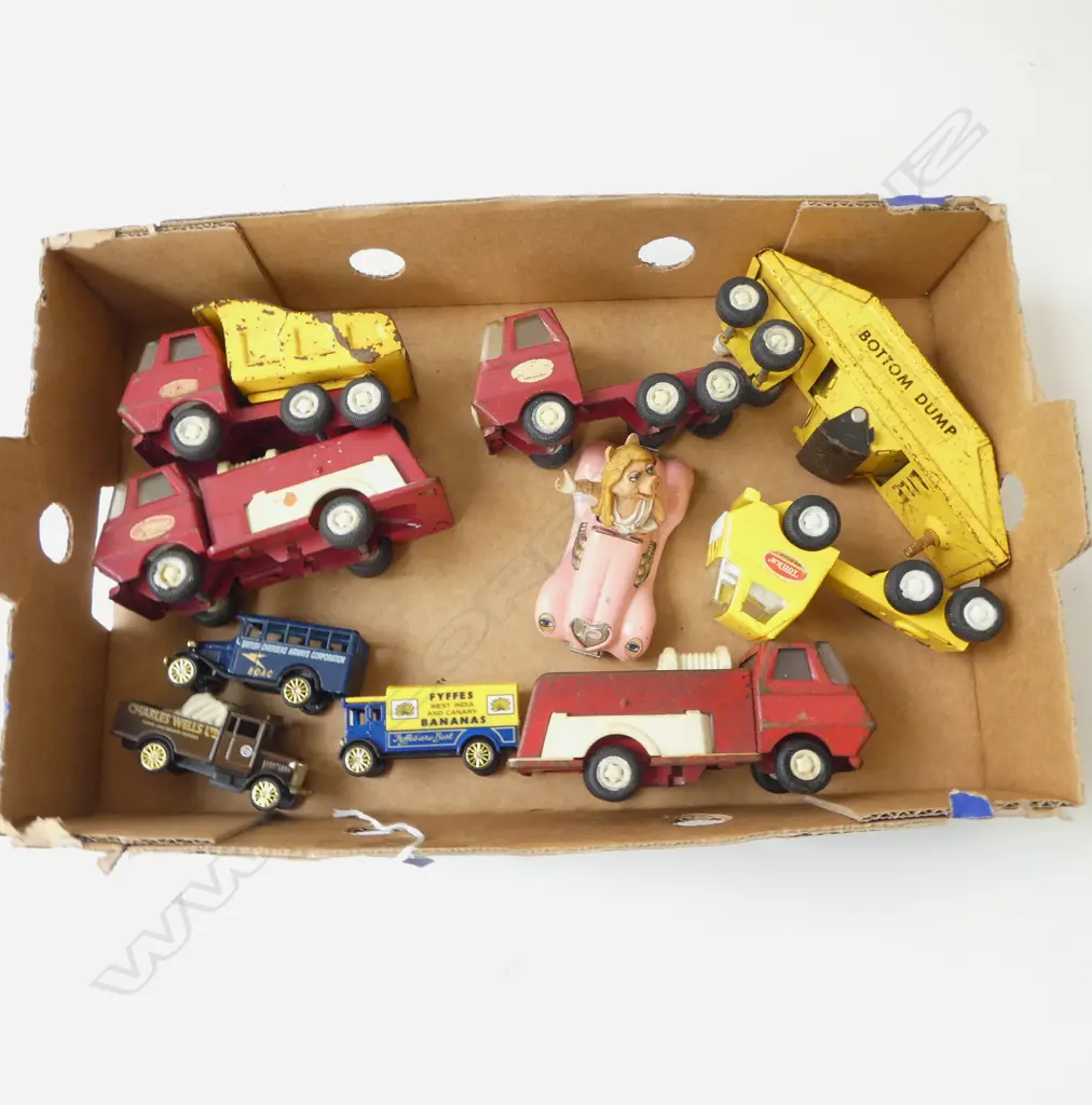 4 CORGI & 5 TONKA TRUCKS, MISS PIGGY, HORNE LANE BREWERY ETC  Image 1++