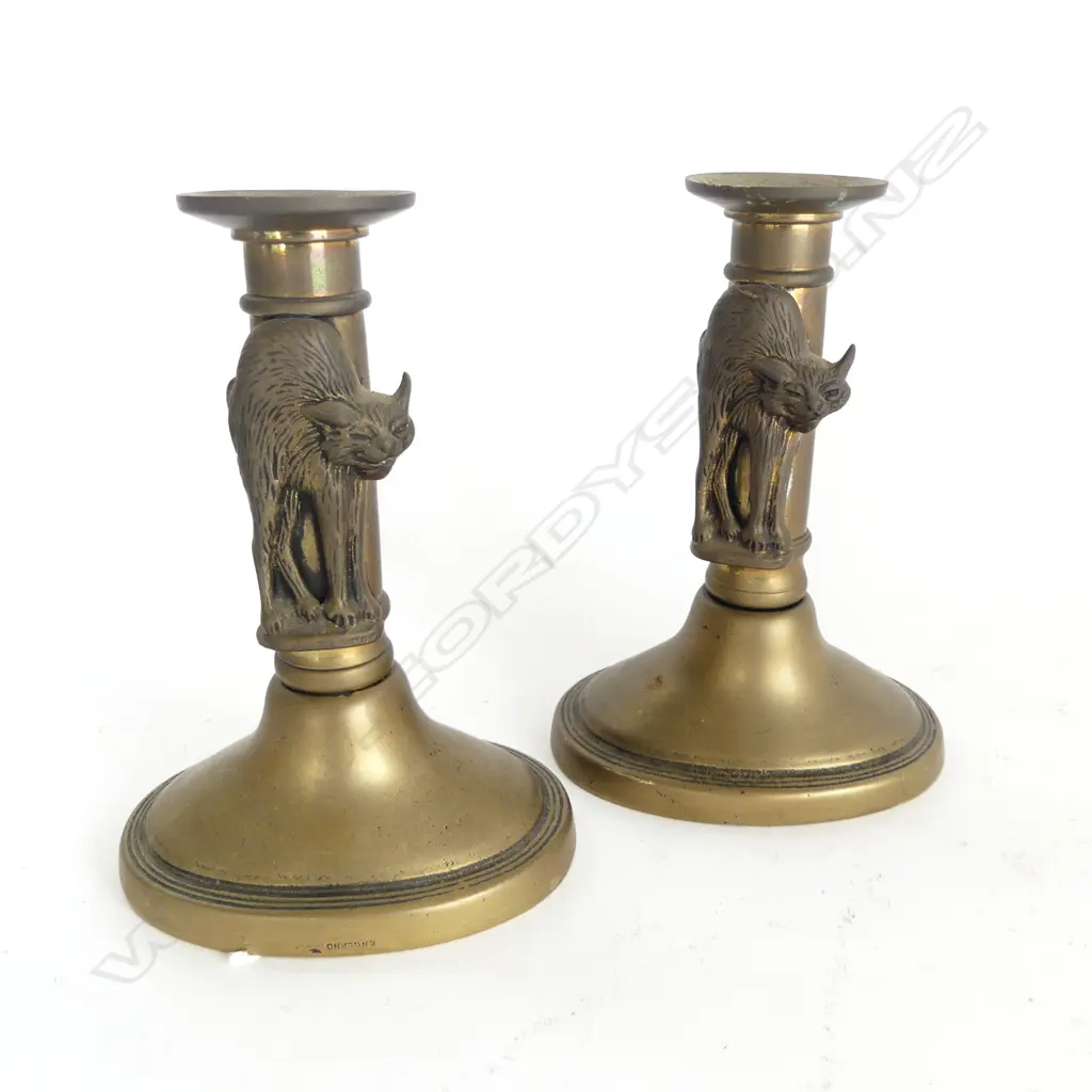 PAIR BRASS CAT CANDLESTICKS H.140mm Image 1++