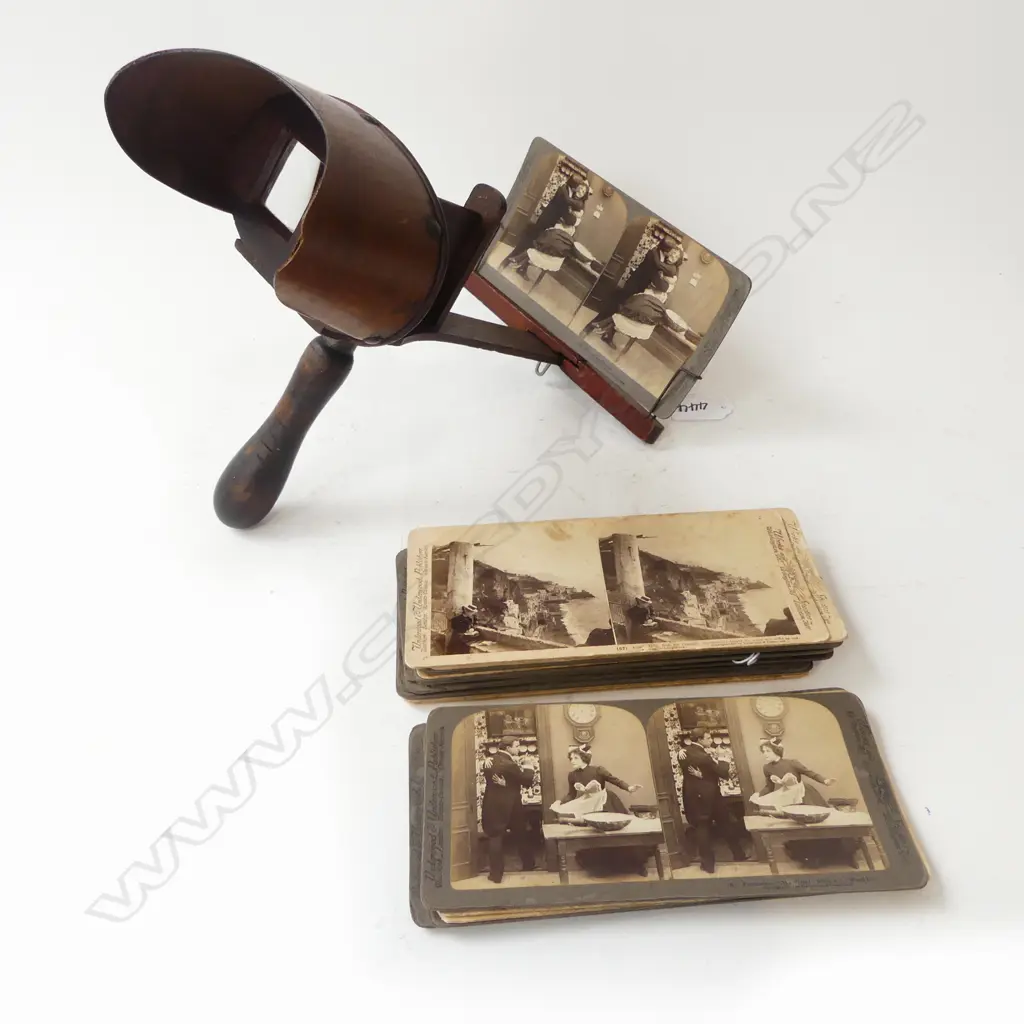 OLD STEREOSCOPIC VIEWER + CARDS African women etc  Image 1++
