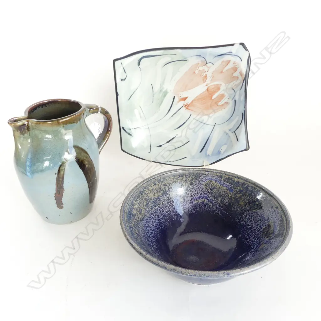 3 PCS NZ STUDIO POTTERY Image 1++