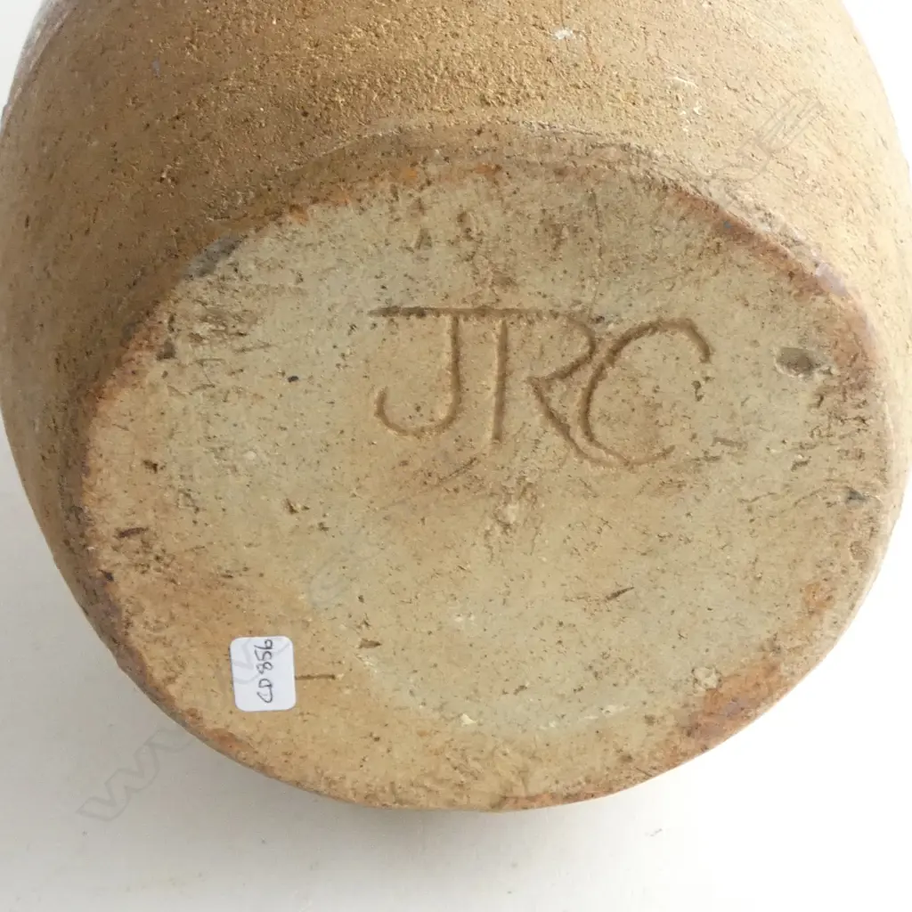 ROY COWAN N.Z. STUDIO POTTERY VASE H.280mm Image 1++