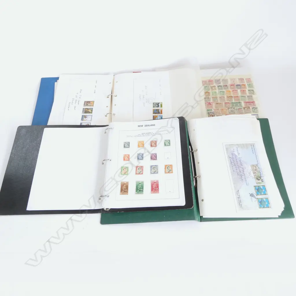 4 NZ STAMP ALBUMS Image 1++