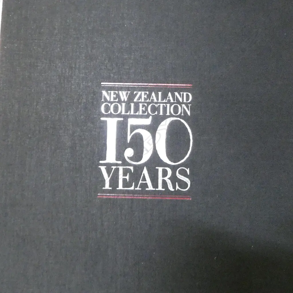CASED LTD. ED. STAMP ALBUM: THE NZ COLLECTION 150 YEARS 2822/4000 Image 1++