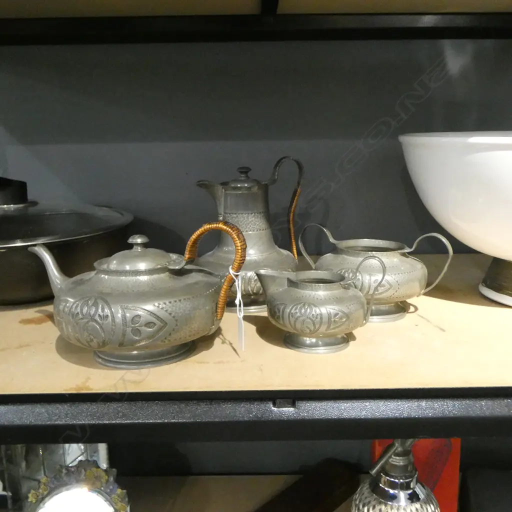 4 PCE PEWTER COFFEE / TEA SET Image 1++