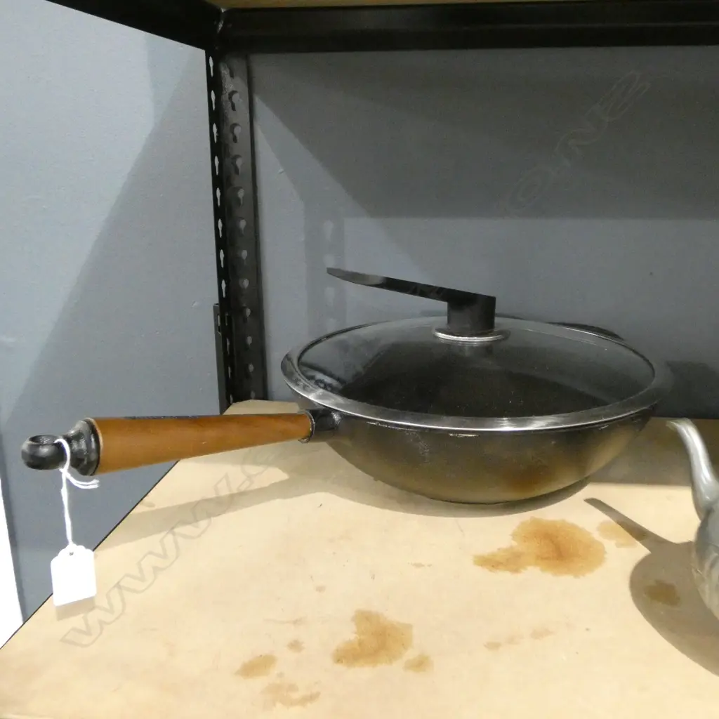 SWEDISH SKEPPSHULT DEEP CAST IRON PAN w. LID 330mm dia Image 1++