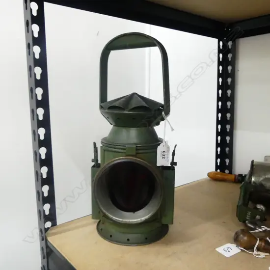 WWII ERA LANTERN BY C. EASTCATE & SONS BIRMINGHAM 1945 H.320mm