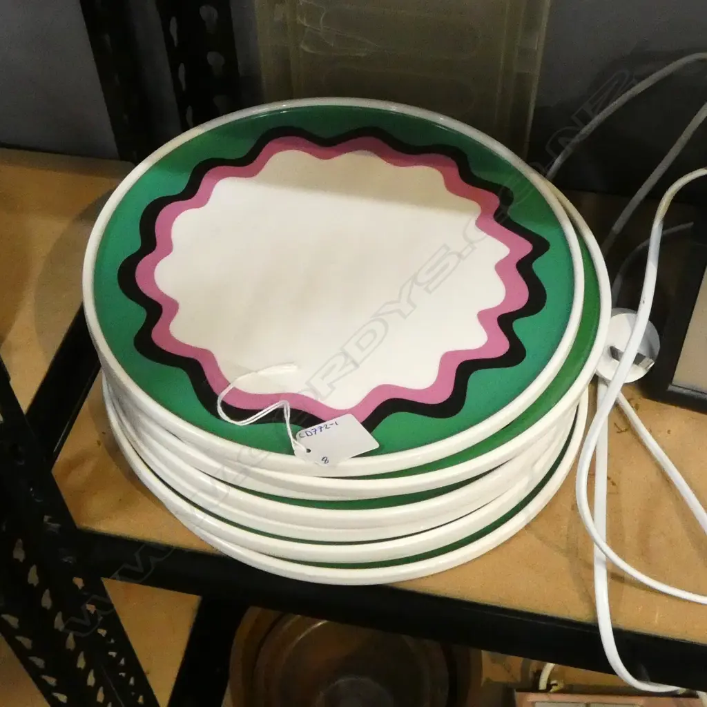 8 SQUIGLY PATTERN PLATES Dia.255mm Image 1++