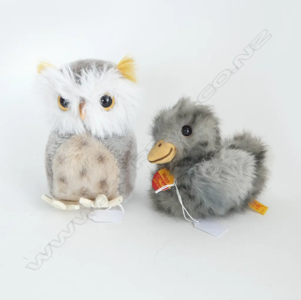2 VINTAGE STEIFF SOFT TOYS; OWL w button H.170mm & DUCKLING w tag & label L.160mm Image 1++