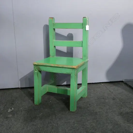 GREEN PAINTED WOODEN CHILDS CHAIR H.610mm