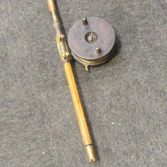 LARGE VINTAGE CANE & BRASS STAR BIG GAME ROD & REEL L2240MM 