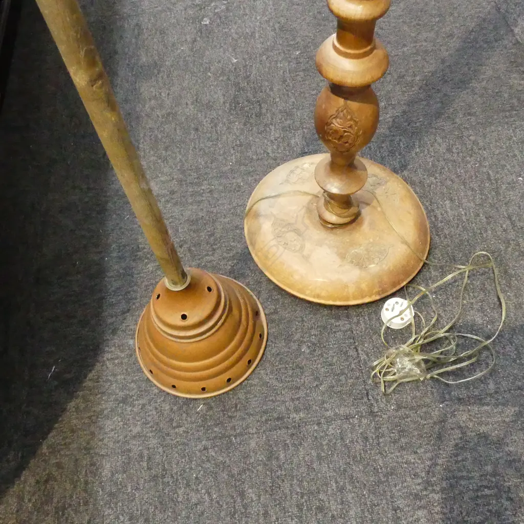 WOODEN STANDARD LAMP H.1600mm no shade + WASHING DOLLY Image 1++