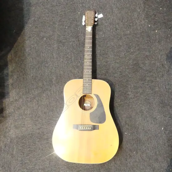 VINTAGE 'MORRIS' ACCOUSTIC GUITAR