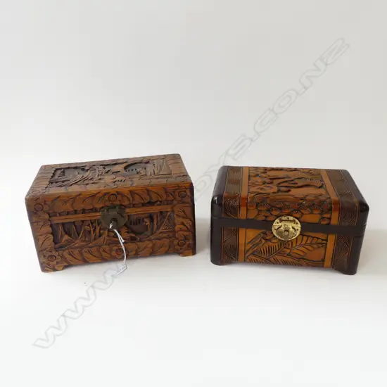 TWO CARVED CHINESE TRINKET BOXES