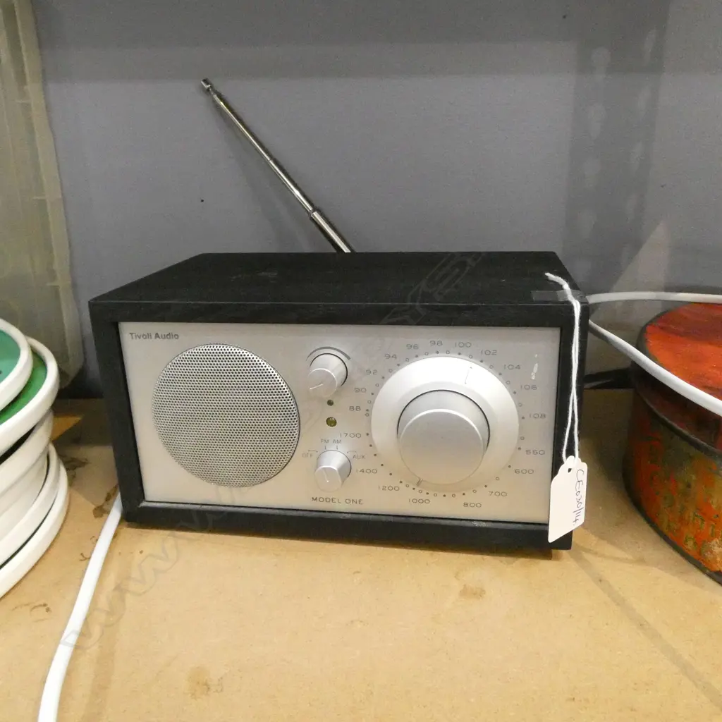 TIVOLI MODEL ONE RADIO W.215mm Image 1++