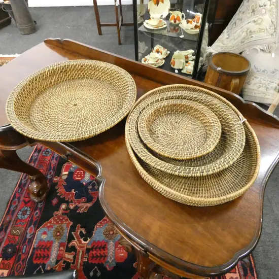 4 WOVEN TRAYS 450mm dia