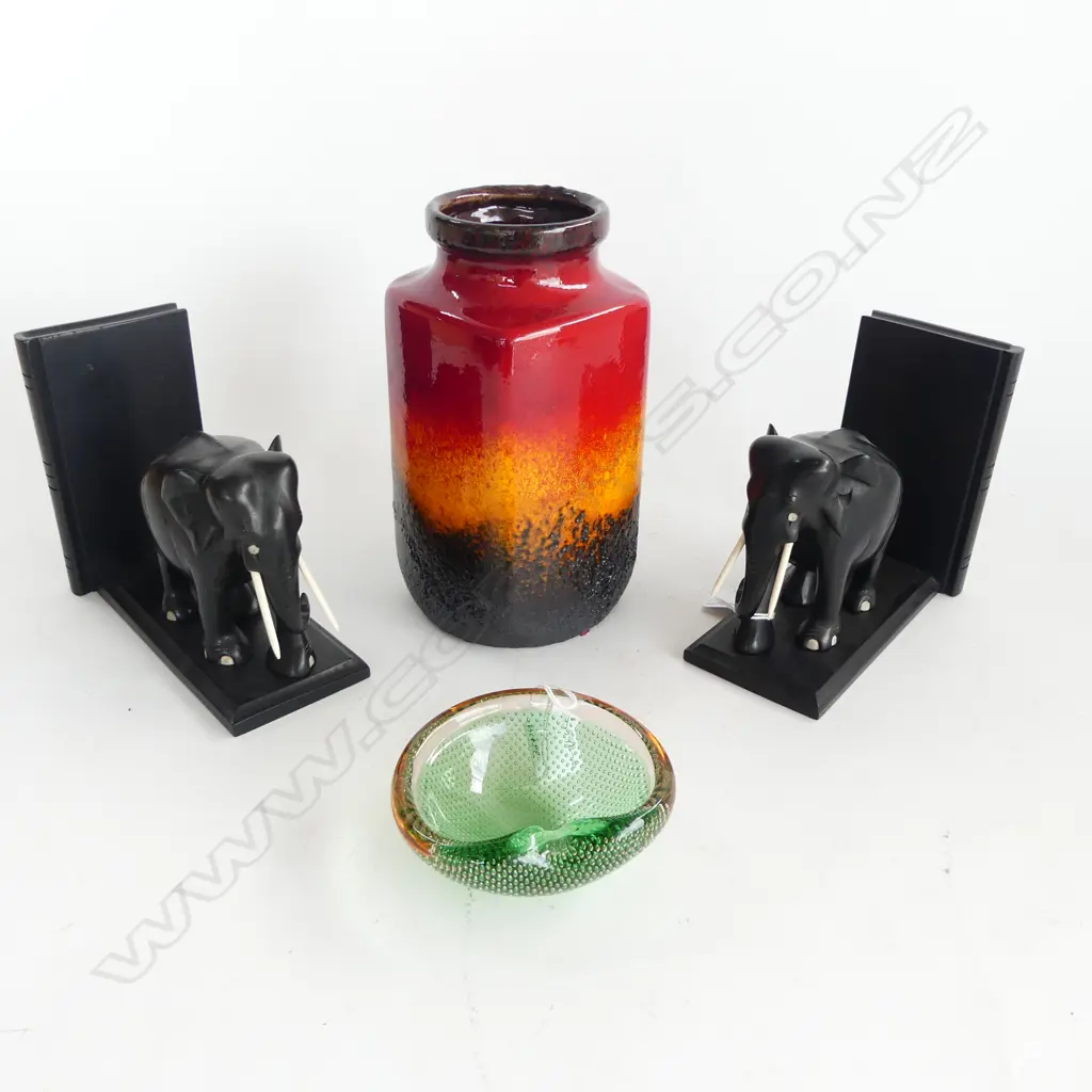 PR EBONY & IVORY ELEPHANT BOOK ENDS H.150 x 160mm MID CENTURY GERMAN LAVA VASE & VINTAGE MURANO BUBBLE GLASS DISH Image 1++