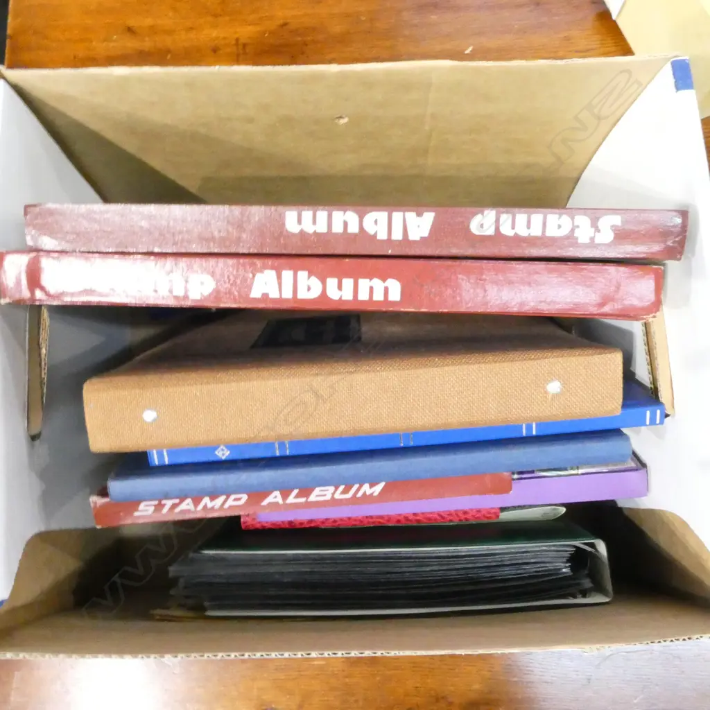 STAMP ALBUMS / FIRST DAY COVERS Image 1++