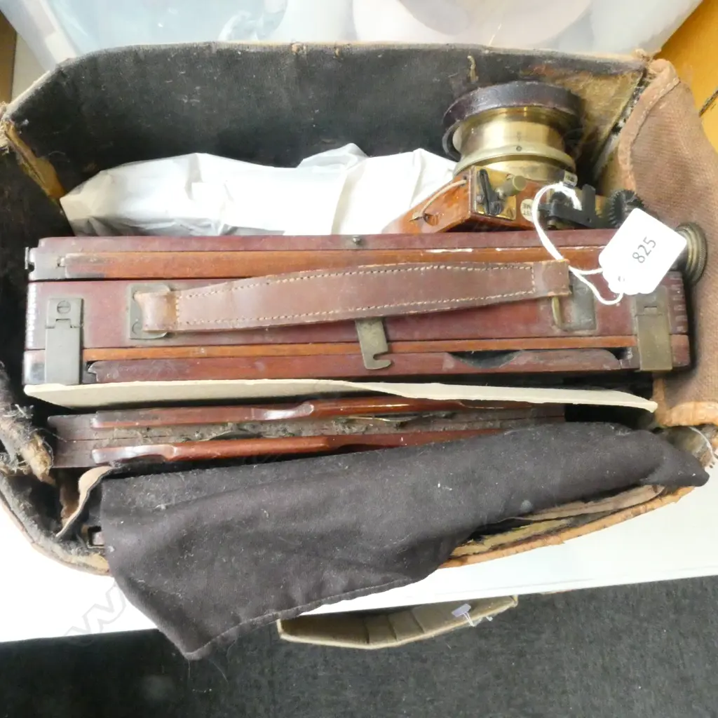 OLD C1900 THORNTON PICKARD PLATE CAMERA WITH LENS ETC MAY NOT BE COMPLETE Image 1++
