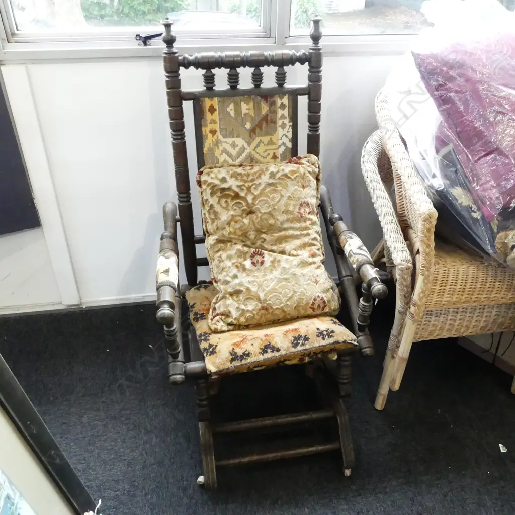 CANADIAN SPRING ROCKER Image 1++