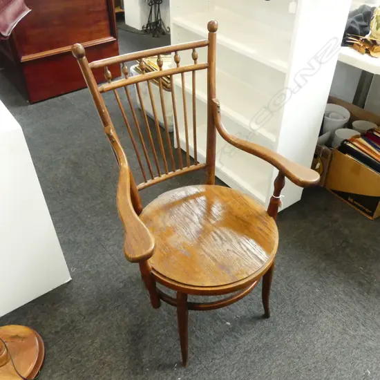 SPINDLE BACK ARM CHAIR