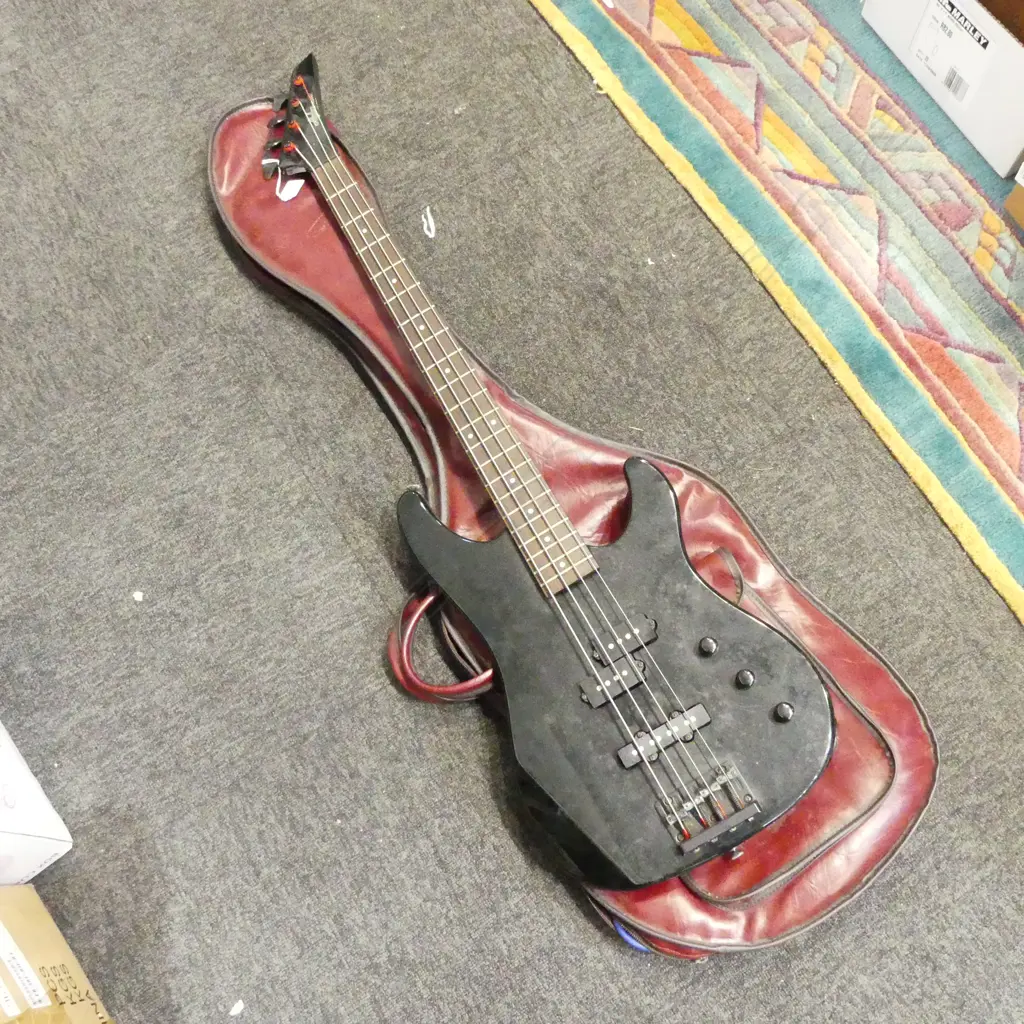 VINTAGE 'ALPHA EXCELENCE' ELECTRIC GUITAR in soft case Image 1++