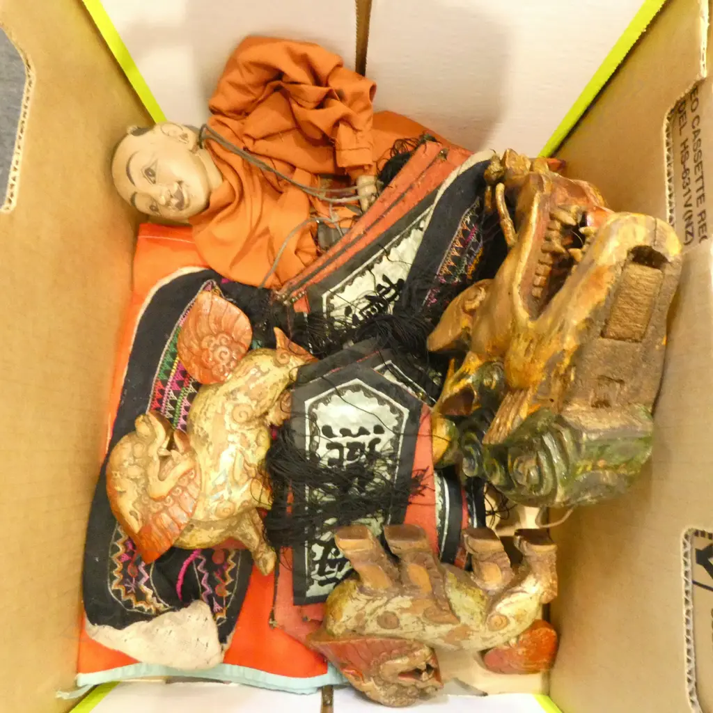 VINTAGE ORIENTAL ITEMS; CARVINGS, SHOES, PUPPET ETC Image 1++