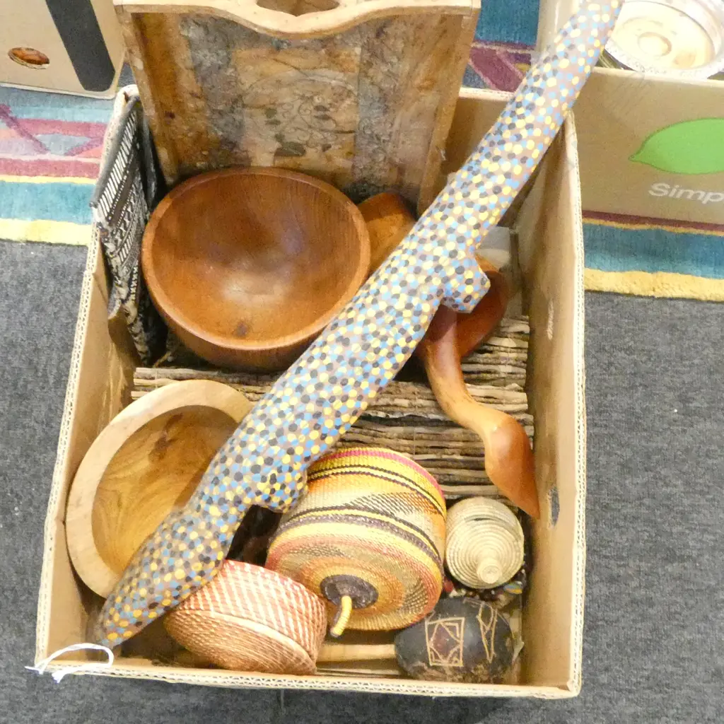 COLLECTION OF ETHNIC WOVEN & WOOD PCS ABORIDGINAL LIZARD ETC Image 1++