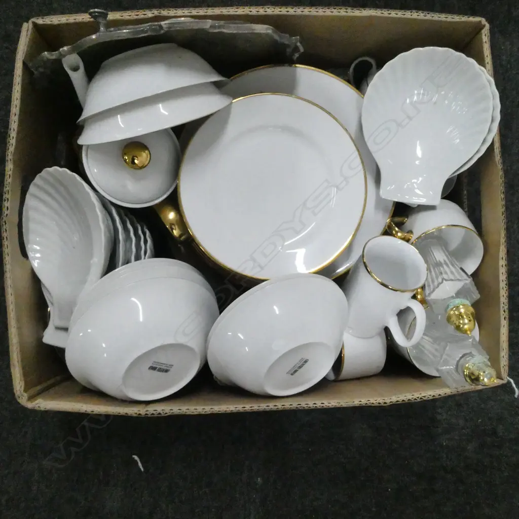COUNTRY ROAD GOLD RIMMED PART DINNER SET, ETC Image 1++