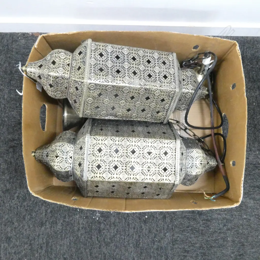 PR SILVER METAL MOROCCAN STYLE LANTERNS H.530mm Image 1++