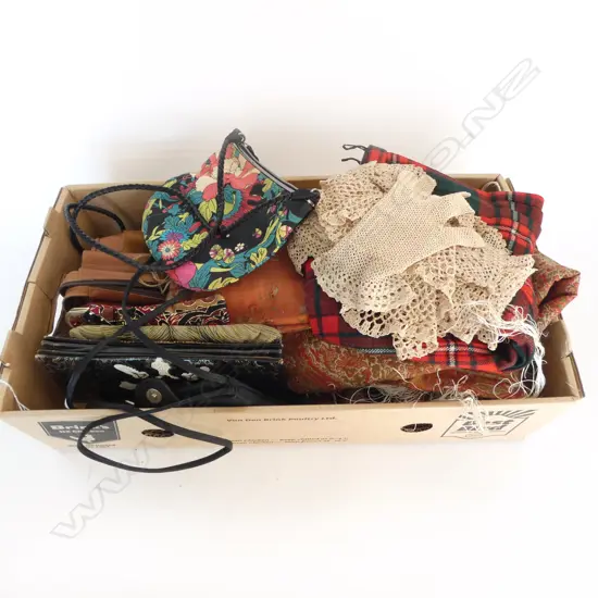 COLLECTION SCARVES (INCLS. VINTAGE KASHMIRI), GLOVES, PURSES & ANIMAL HIDE BAG