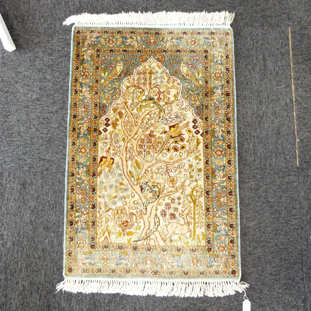 PERSIAN HANDKNOTTED ALL SILK PRAYER RUG tree of life design 840 x 560mm Image 1++