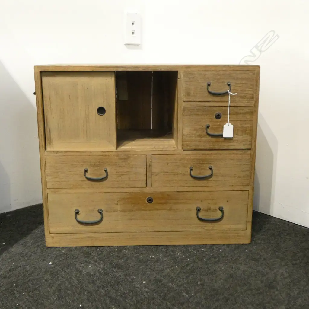VINTAGE JAPANESE PALE WOOD 5 DRAWER 2 DOOR SMALL TANSU COLLECTOR'S CABINET W.555mm Image 1++