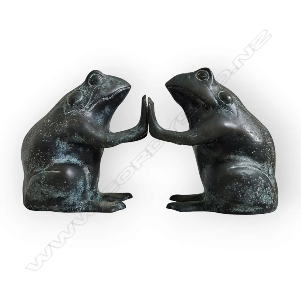 PATINATED BRONZE FROG BOOKENDS (PAIR) - VERY HEAVY  - 170x150x100mm Image 1++