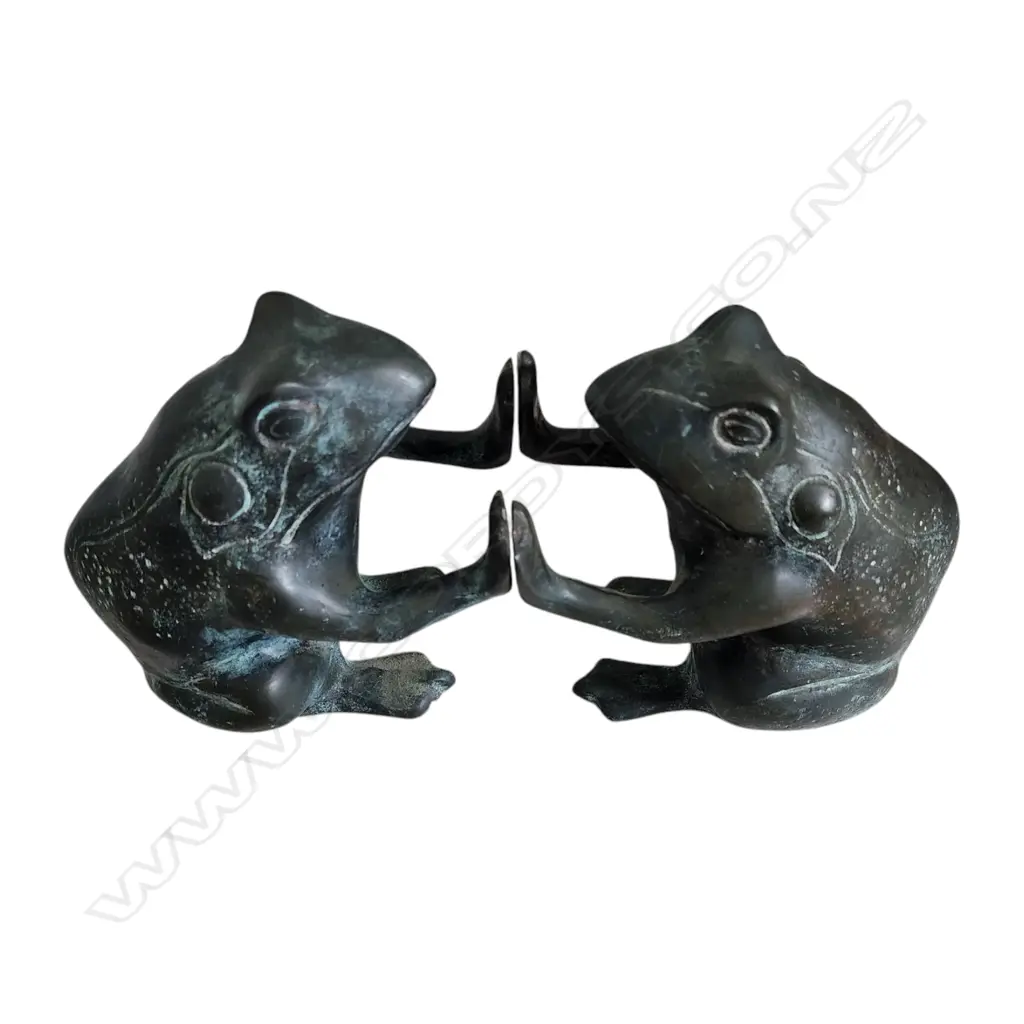 PATINATED BRONZE FROG BOOKENDS (PAIR) - VERY HEAVY  - 170x150x100mm Image 1++
