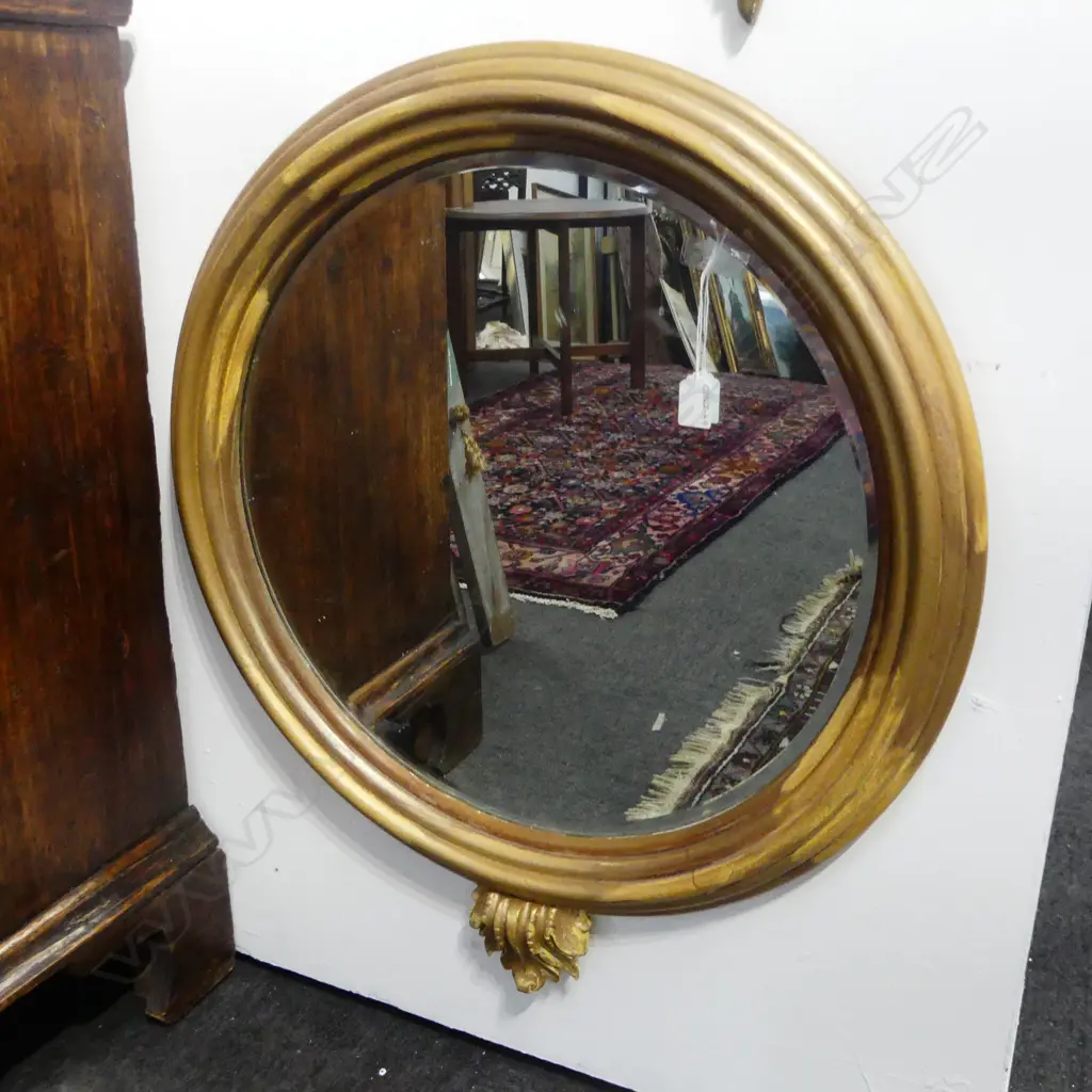 ROUND PAINTED MIRROR 690mm Image 1++