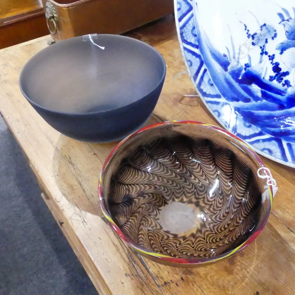 2 ART GLASS BOWLS 1 SIGNED GIOVANNI DIA 200MM Image 1++