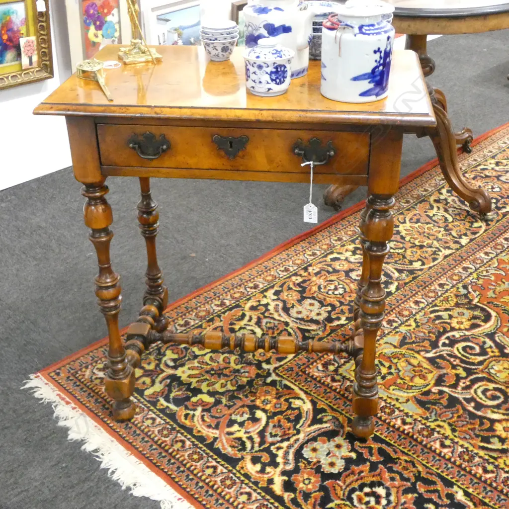 GEORGE I STYLE BURR WALNUT LOWBOY/SIDE TABLE w. DRAWER 660x405x725mm Image 1++