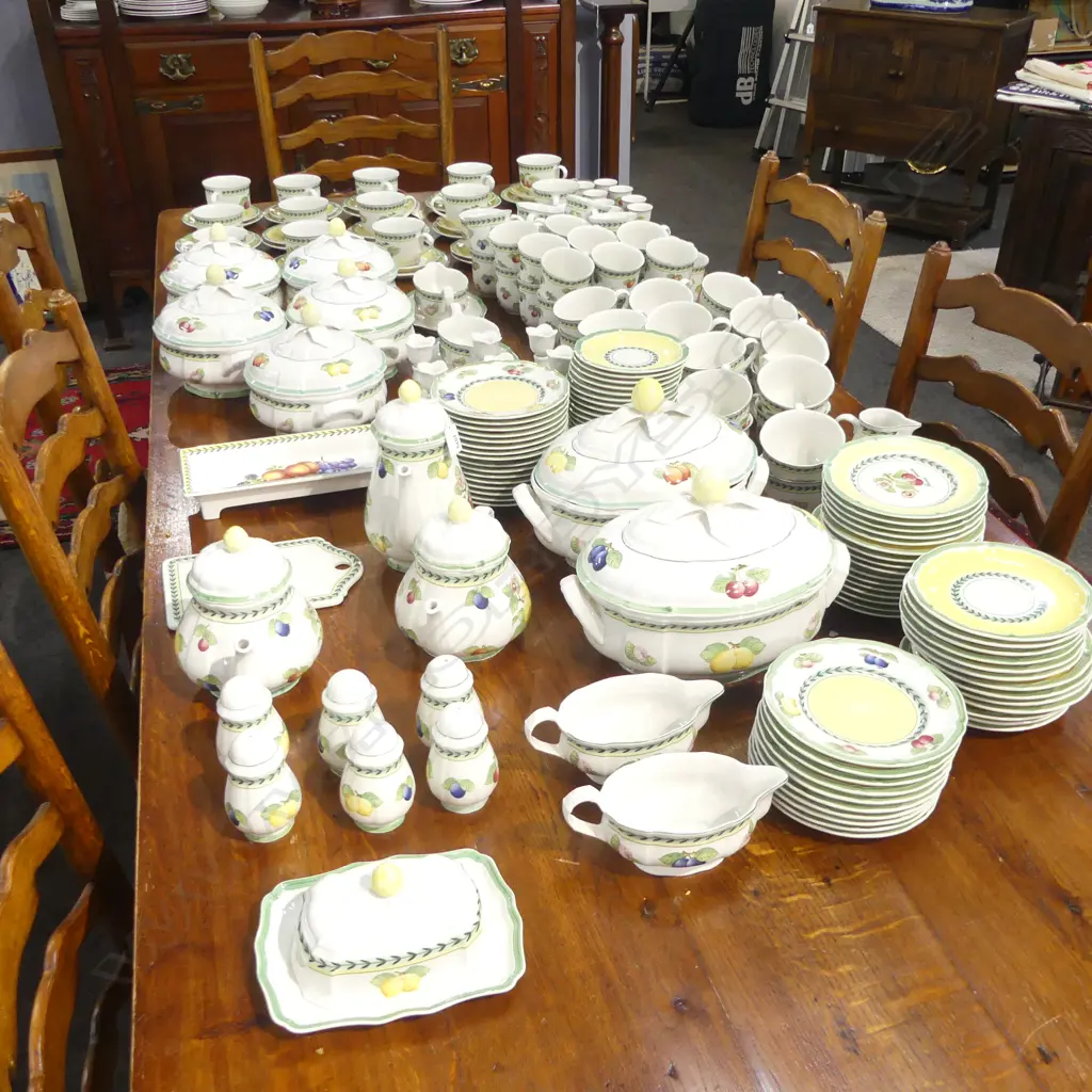 LG VILLEROY & BOCH FRENCH GARDEN 'VALENCE/FLEURENCE' DINNER SET, DINNER PLATES ABSENT Image 1++