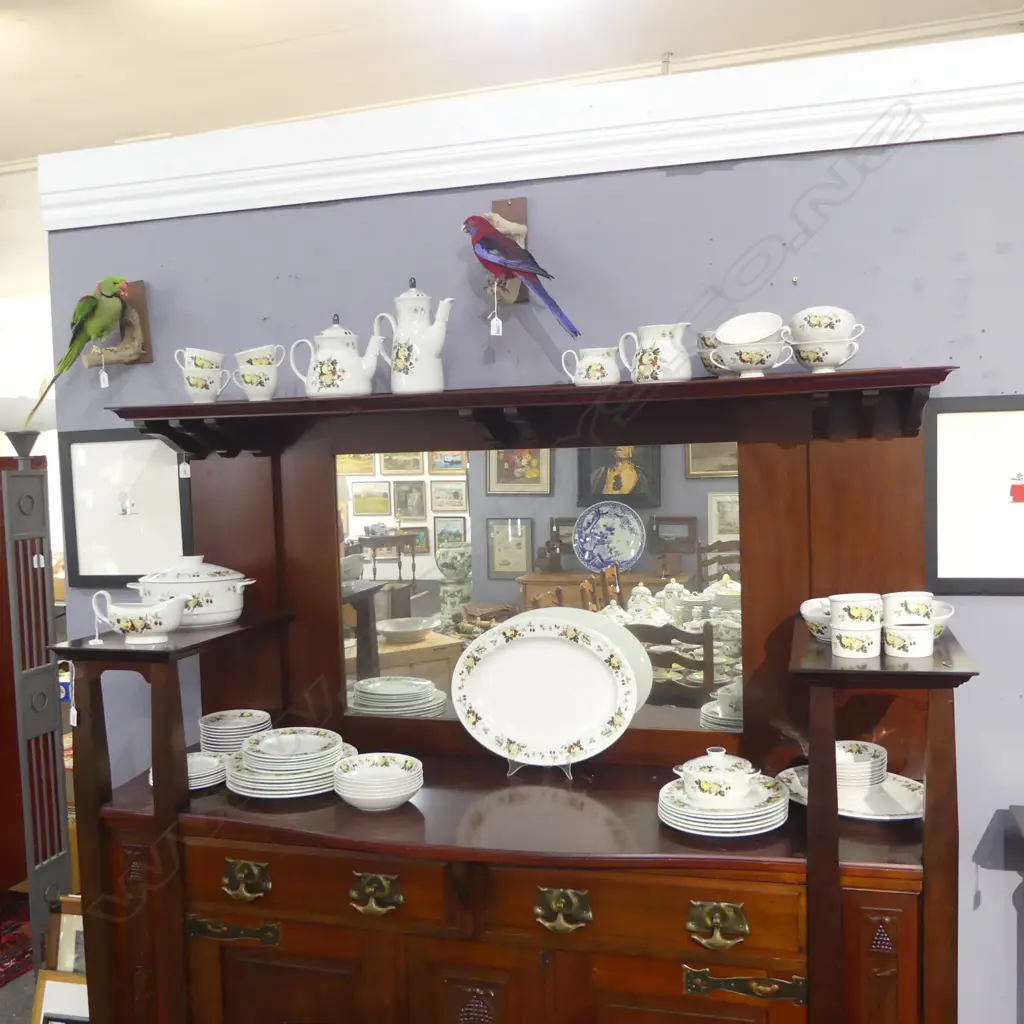 LG ROYAL DOULTON 'MIRAMONT' DINNER SET Image 1++