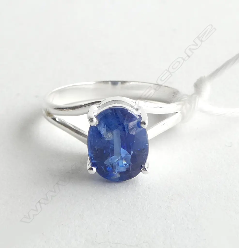 SILVER SET TANZANITE RING Image 1++