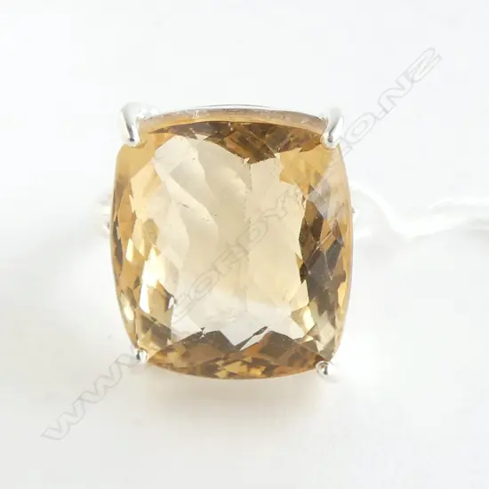 SILVER SET CITRINE RING
