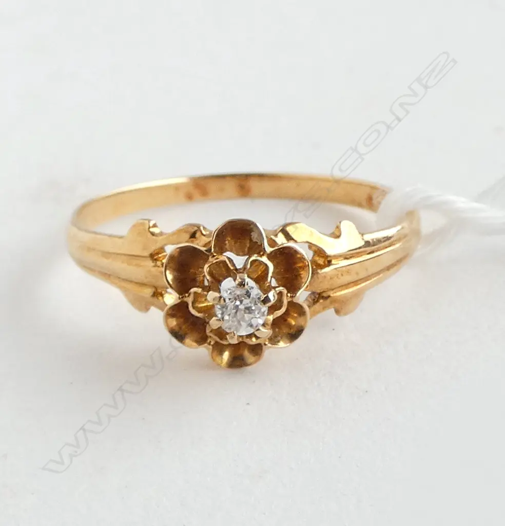 VINTAGE 14ct GOLD & DIAMOND SOLITAIRE RING 1.5gms SIZE L Image 1++
