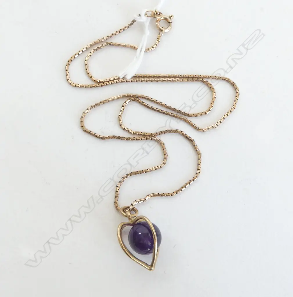 9ct GOLD BOX CHAIN (3.37gms) + CAPTURED AMETHYST PENDANT Image 1++