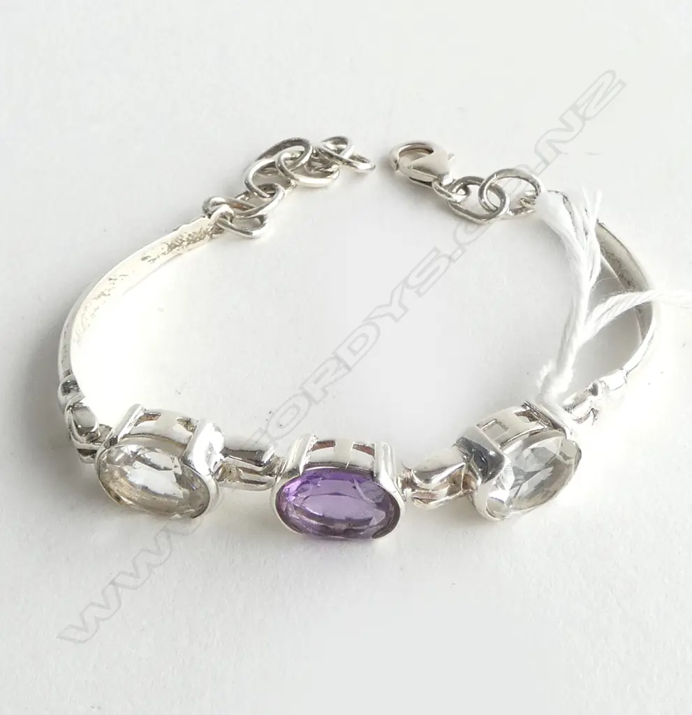 SILVER AMETHYST & CRYSTAL BRACELET Image 1++