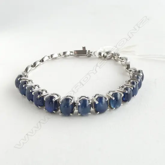 SILVER & SAPPHIRE CABOCHON BRACELET