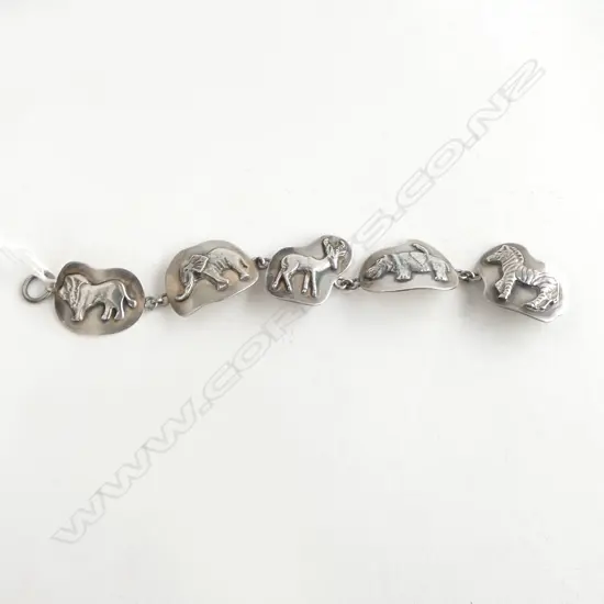 S/SILVER AFRICAN ANIMAL BRACLET 48G
