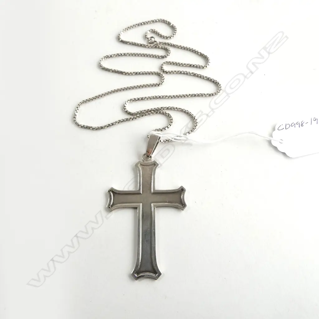 LRG SILVER CROSS & CHAIN 34gm Image 1++